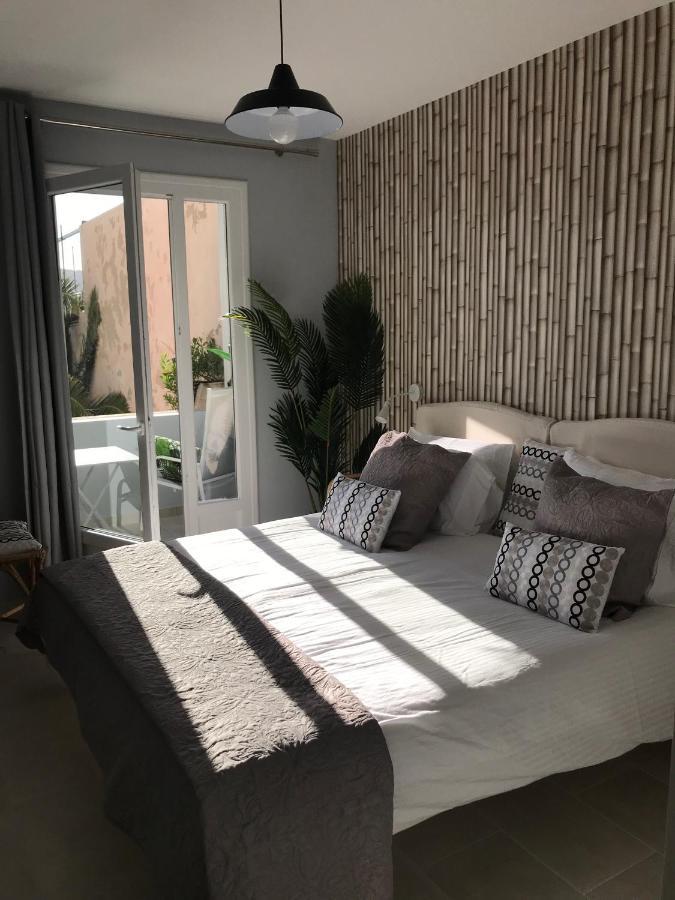 Appartement Plein Centre Saint Florent Face Au Port Bagian luar foto